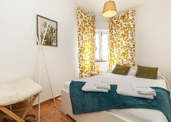 C21 - Camachinhos Downtown Apartment *