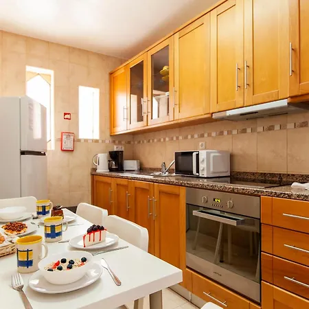 Apartment C21 - Camachinhos Downtown